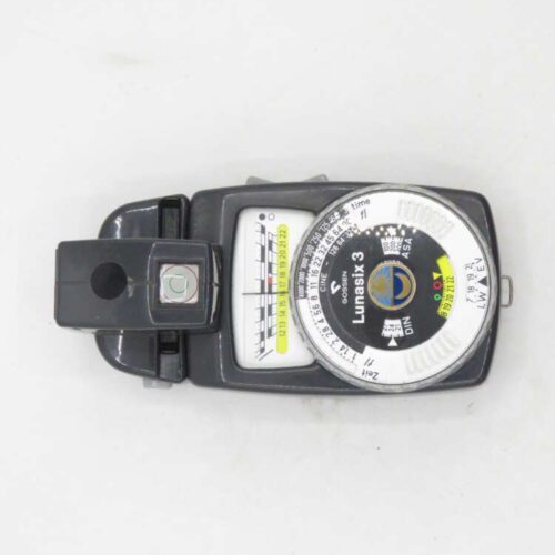 A vintage light meter with dials and a needle indicator, marked "Lunasix 3", on a plain background.